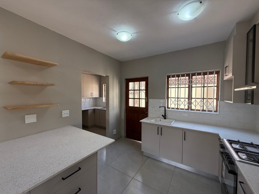To Let 4 Bedroom Property for Rent in Meerhof North West